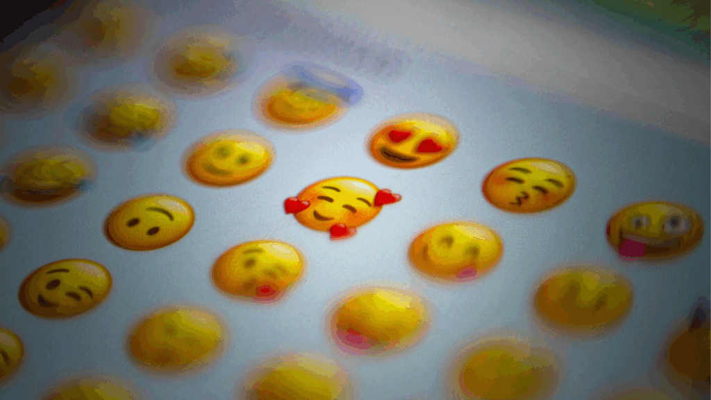 Las emociones también trabajan: cómo los entornos emocionales moldean la cultura.